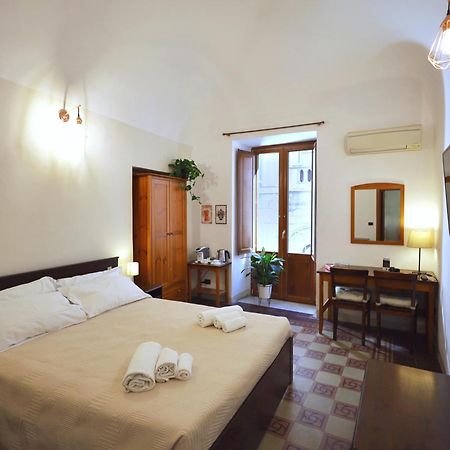 Cataneasy Rooms 外观 照片