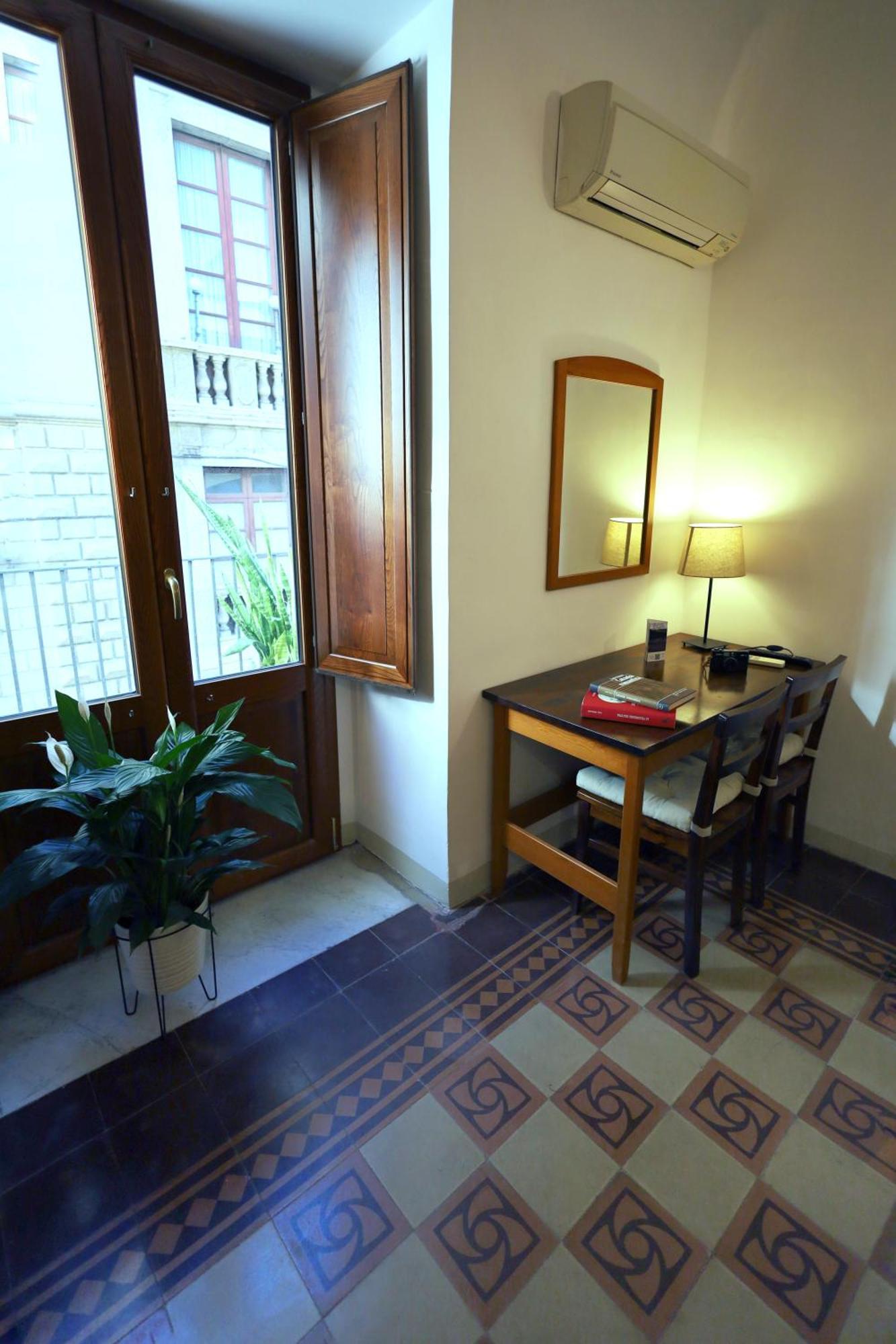 Cataneasy Rooms 外观 照片