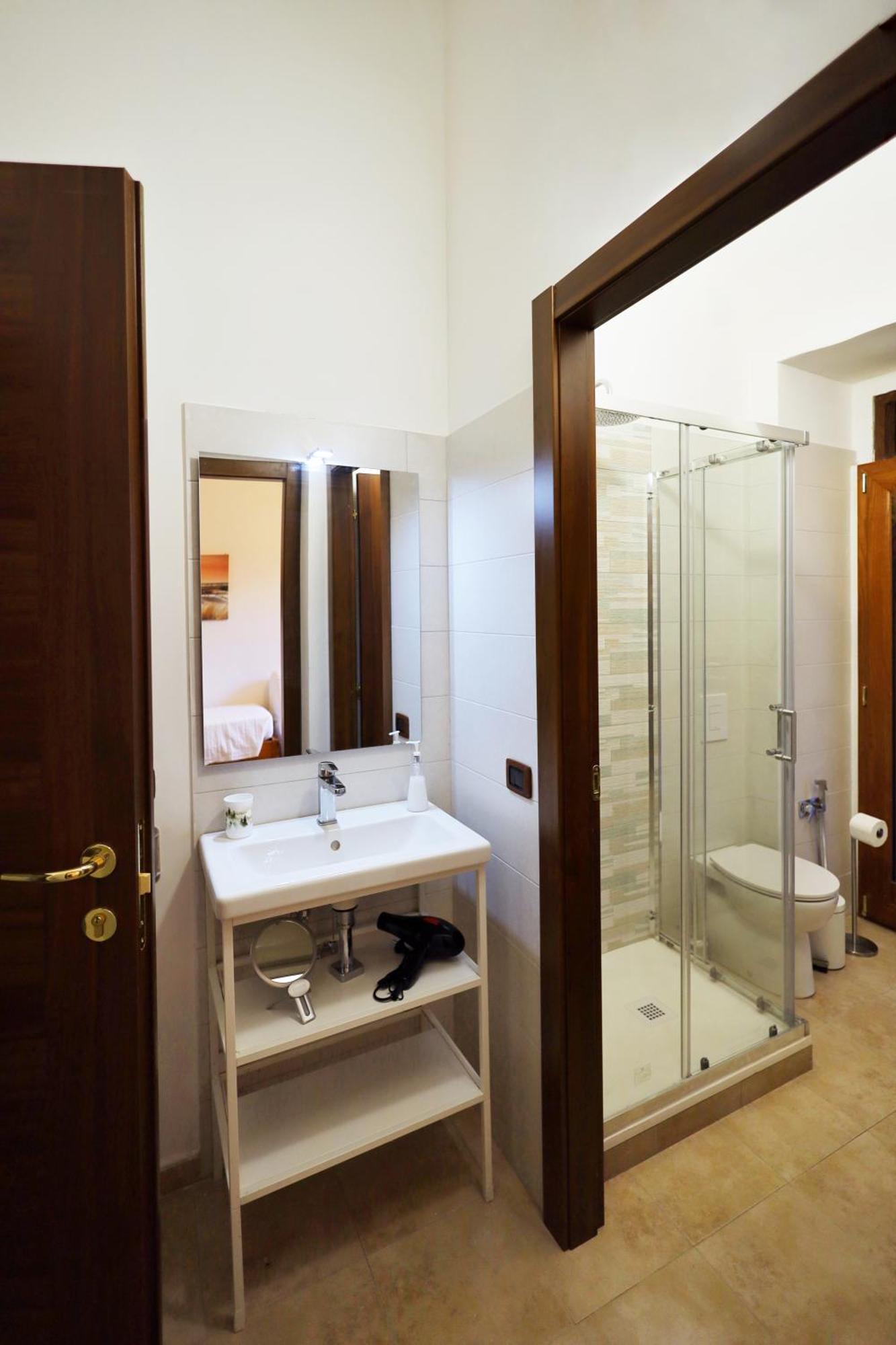 Cataneasy Rooms 外观 照片